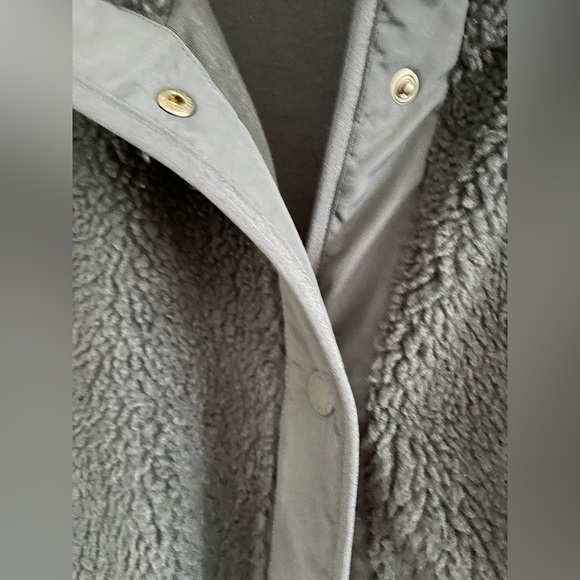 Women’s L.L. Bean Fleece Jacket, Size XL - Picture 3 of 6